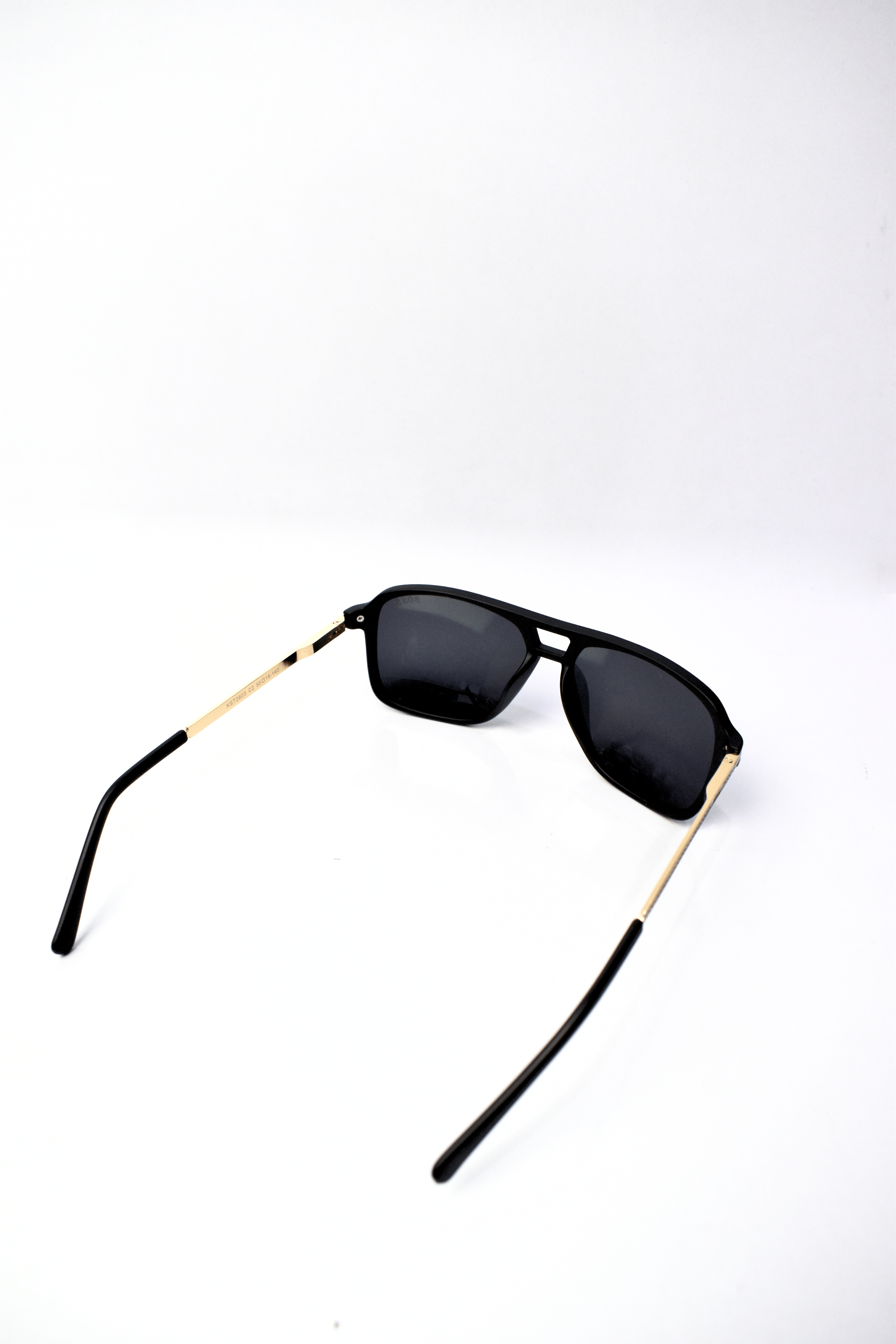 Boss Polarized Sun Glasses 0017 (golden)