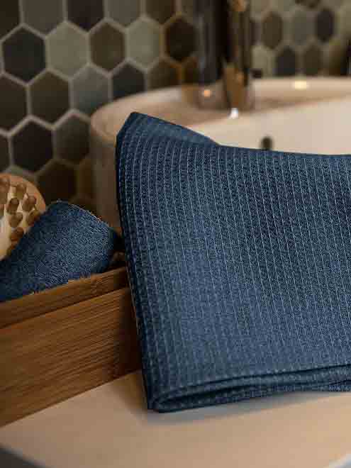 Premium Cotton Waffle Bath Sheet  Towel (Blue)