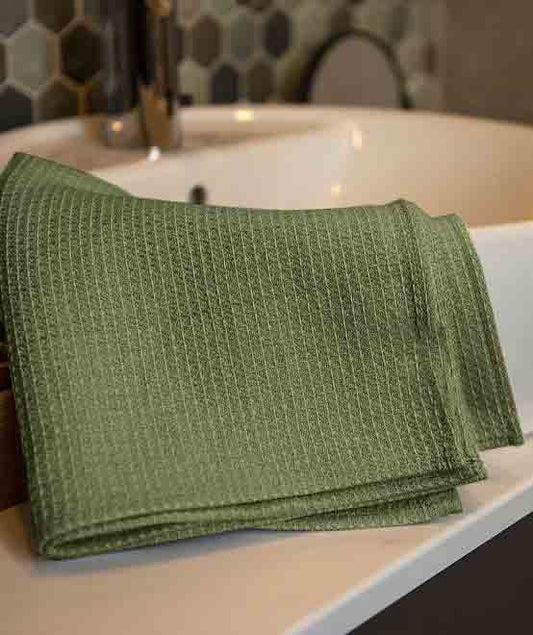 Premium Cotton Waffle Bath Sheet  Towel (Olive Green)