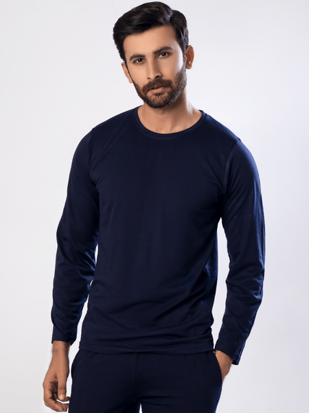 Long sleeve round neck t shirt hotsell